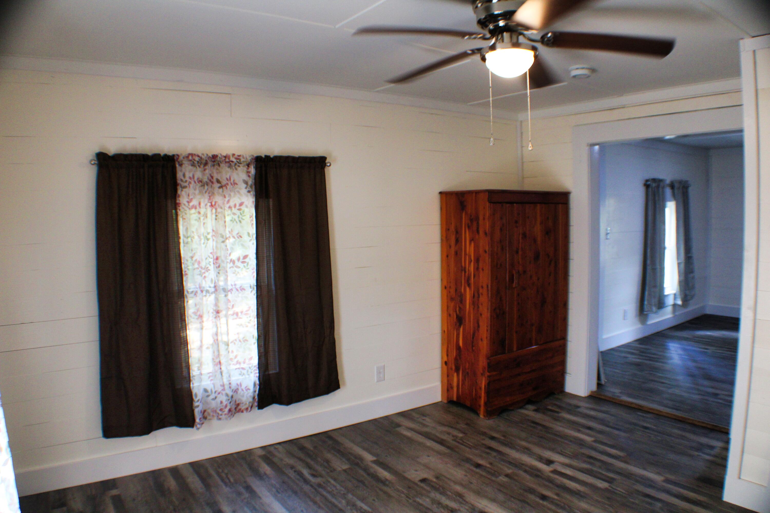 703 North Main Street LaFayette, GA 30728 - Photo 24 of 37 IMG_1044