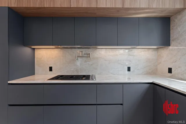 $2,295,000 | 357 Argyle Road, Cedarhurst, NY 11516