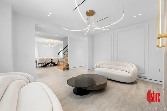 $2,295,000 | 357 Argyle Road, Cedarhurst, NY 11516