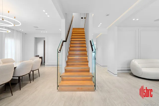 $2,295,000 | 357 Argyle Road, Cedarhurst, NY 11516