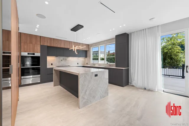 $2,295,000 | 357 Argyle Road, Cedarhurst, NY 11516