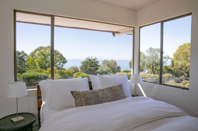 $6,488,000 | 3221 Campanil Drive, Santa Barbara, CA 93109