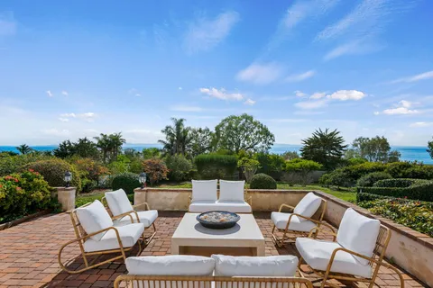 $6,488,000 | 3221 Campanil Drive, Santa Barbara, CA 93109
