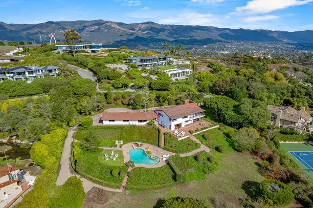 $6,488,000 | 3221 Campanil Drive, Santa Barbara, CA 93109