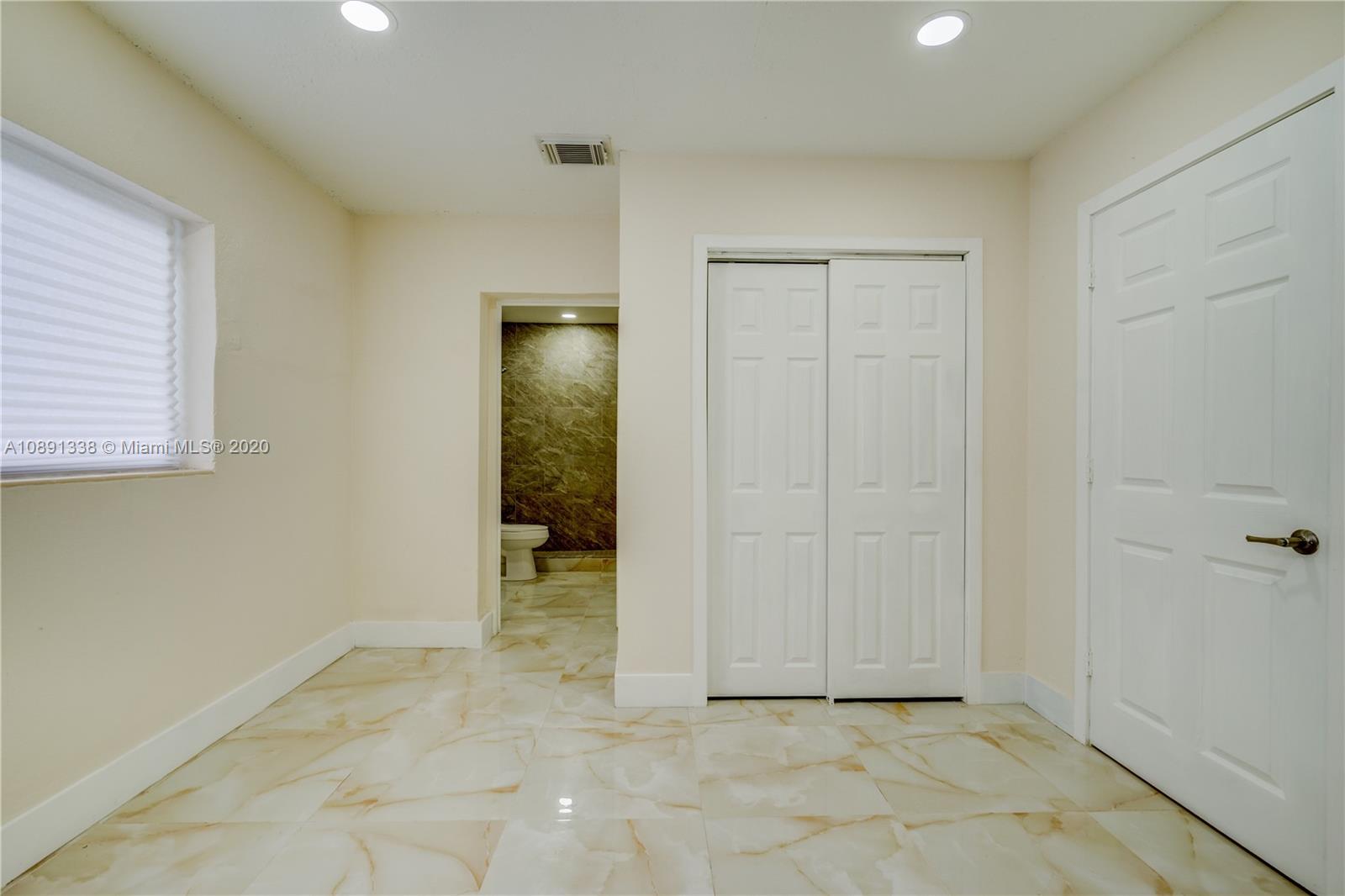 20535 Marlin Road Cutler Bay, FL 33189 - Photo 12 of 25 Gallery Image 12