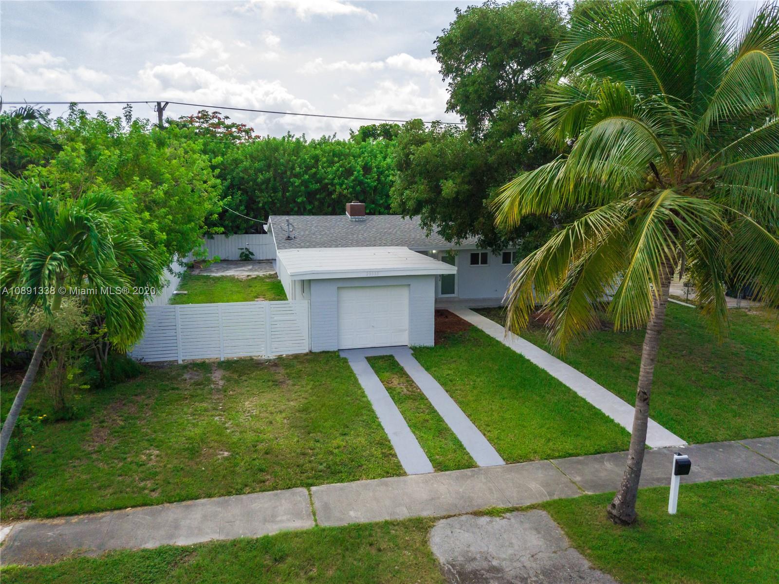 20535 Marlin Road Cutler Bay, FL 33189 - Photo 3 of 25 Gallery Image 3