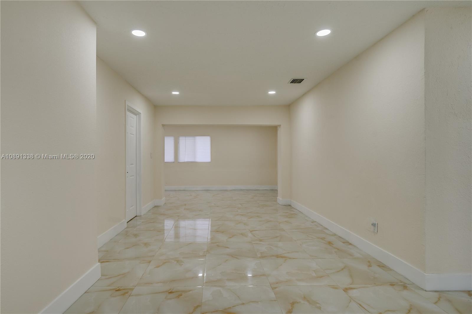 20535 Marlin Road Cutler Bay, FL 33189 - Photo 9 of 25 Gallery Image 9