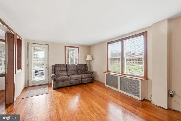 $599,000 | 430 East Pittsfield Street, Pennsville, NJ 08070