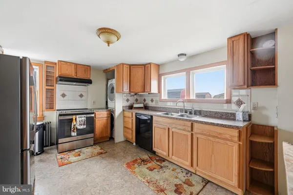 $599,000 | 430 East Pittsfield Street, Pennsville, NJ 08070