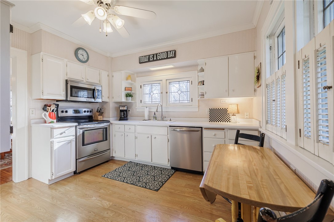 157 Sunset Drive Brighton, NY 14618 - Photo 20 of 32