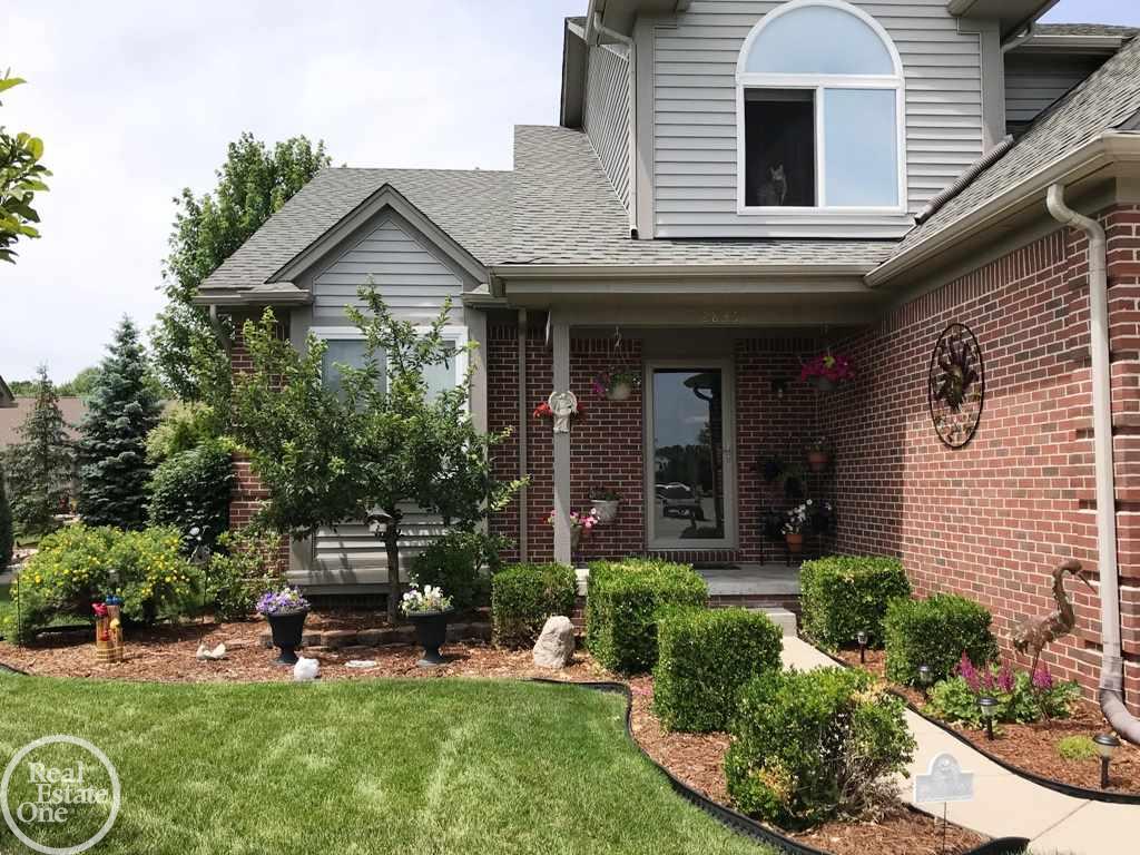 28351 Gamble Road New Baltimore, MI 48047 - Photo 2 of 29 31364912-1.JPG