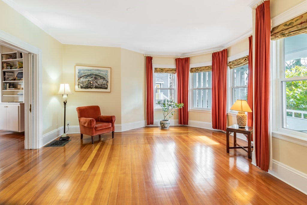 9 Maple Park Newton, MA 02459 - Photo 8 of 35