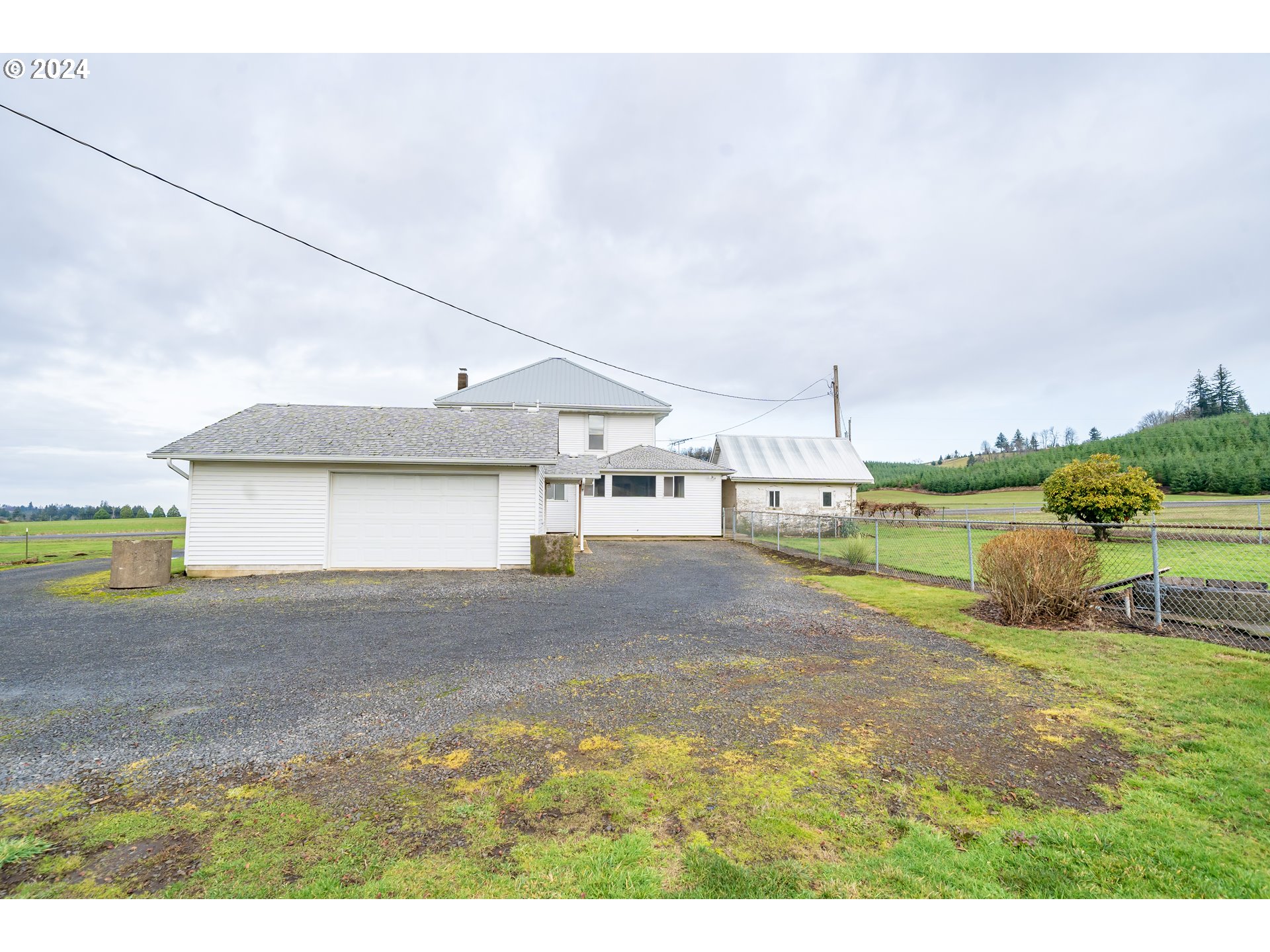 17084 Silver Falls Highway Southeast Sublimity, OR 97385 - Photo 3 of 46