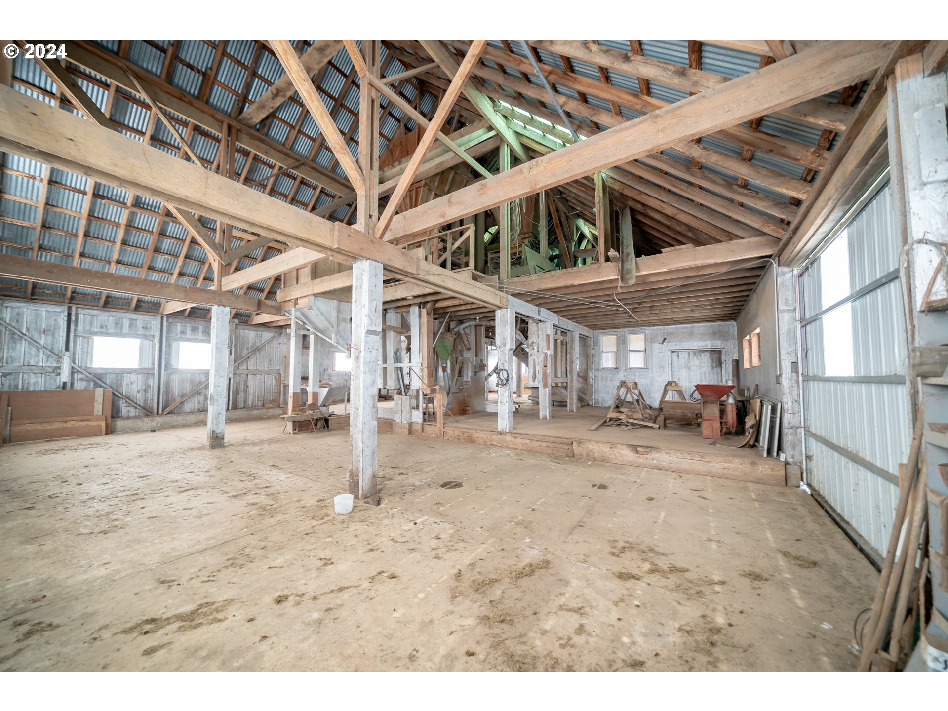 17084 Silver Falls Highway Southeast Sublimity, OR 97385 - Photo 41 of 46