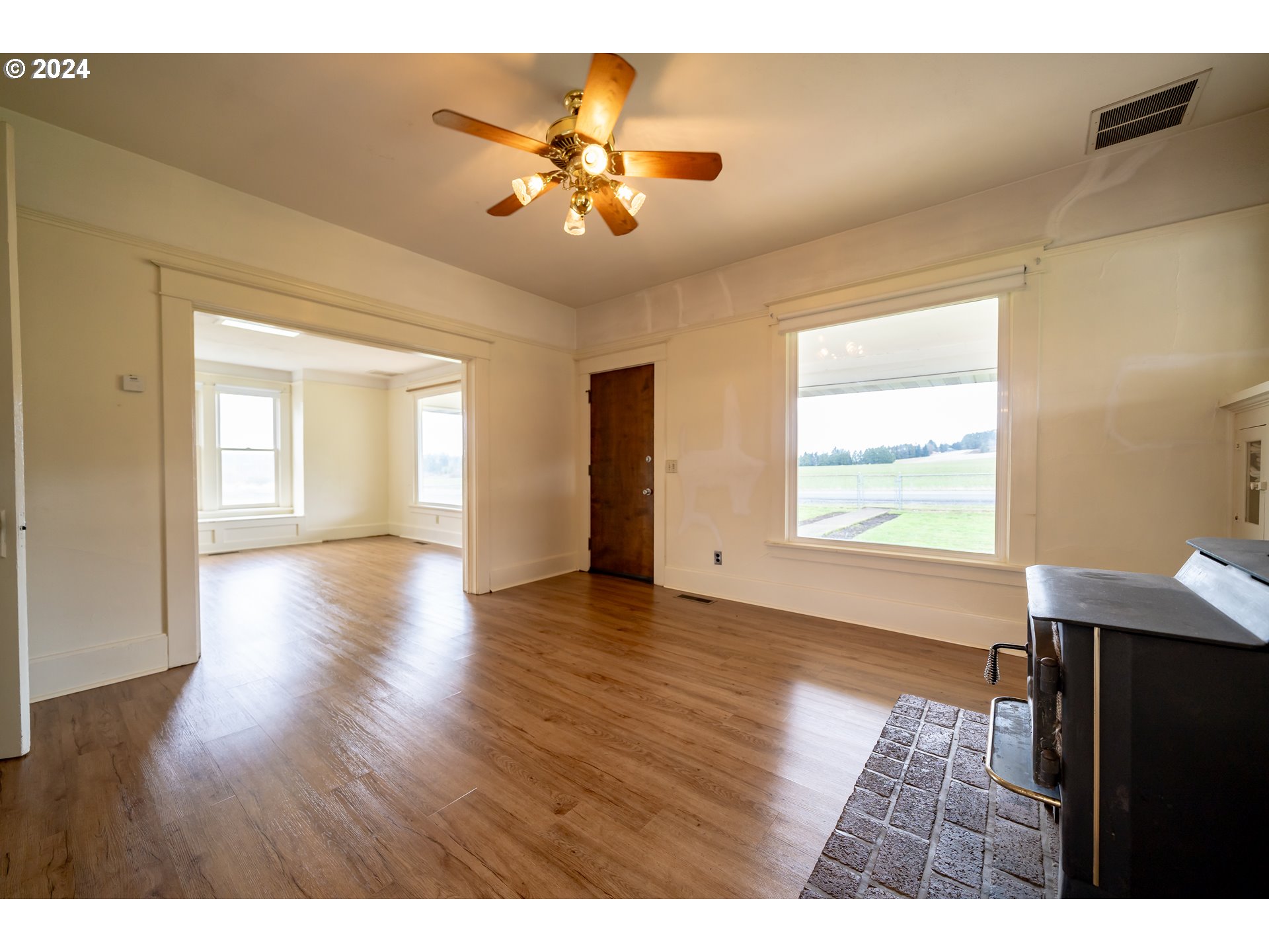 17084 Silver Falls Highway Southeast Sublimity, OR 97385 - Photo 8 of 46