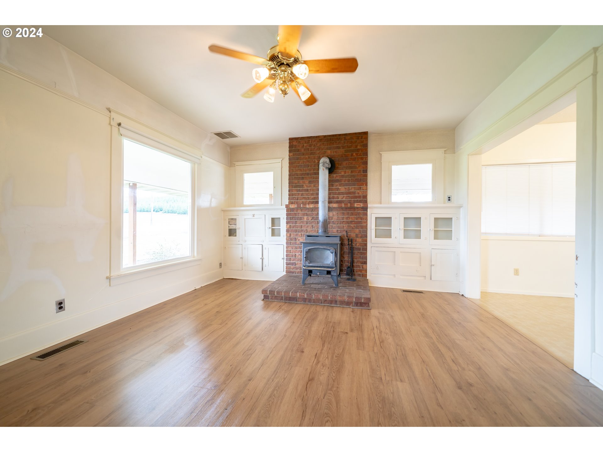 17084 Silver Falls Highway Southeast Sublimity, OR 97385 - Photo 9 of 46