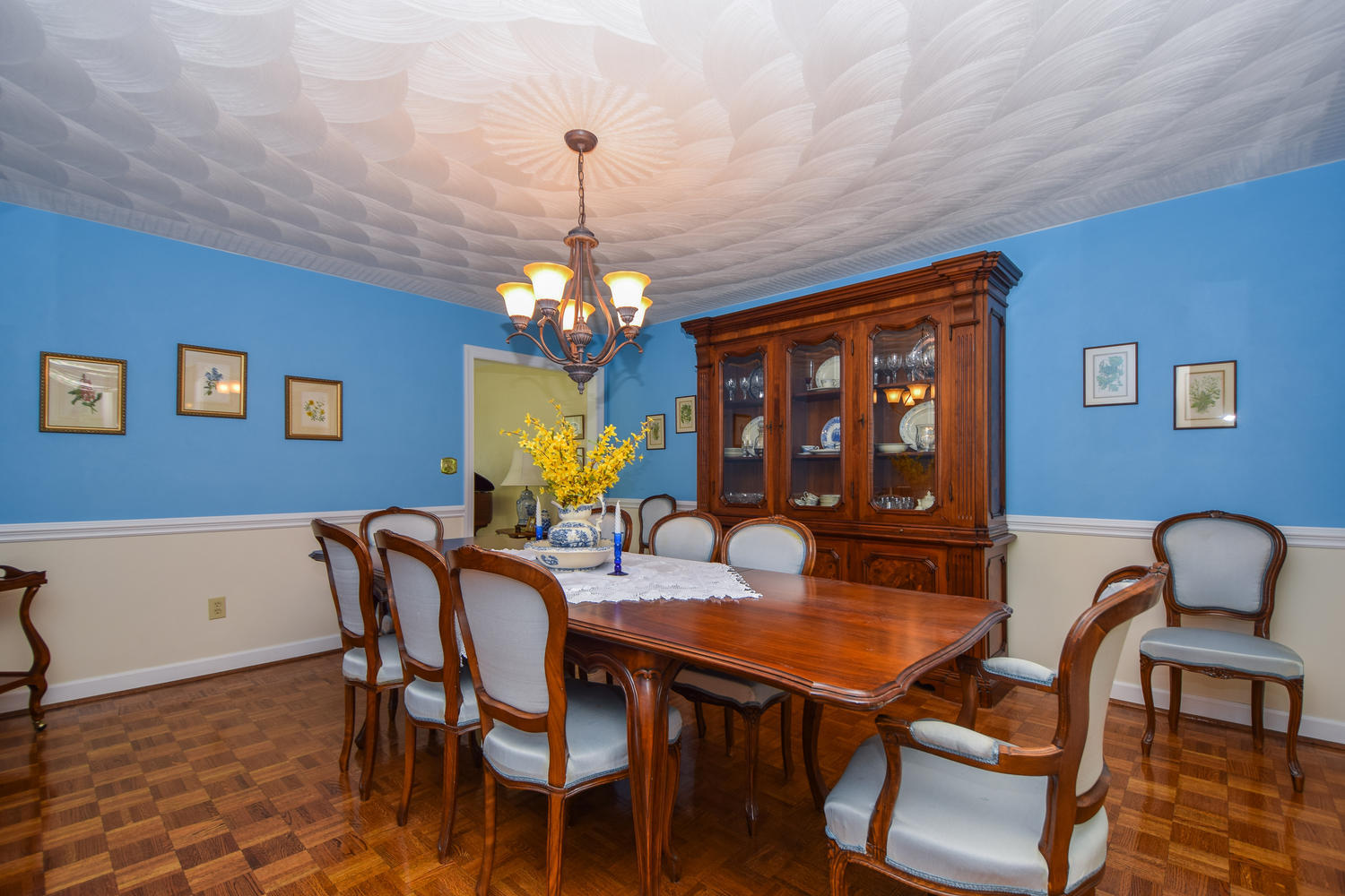 6694 Raintree Road Roanoke, VA 24018 - Photo 12 of 46 6694 Raintree Rd Roanoke VA-large-010-6-
