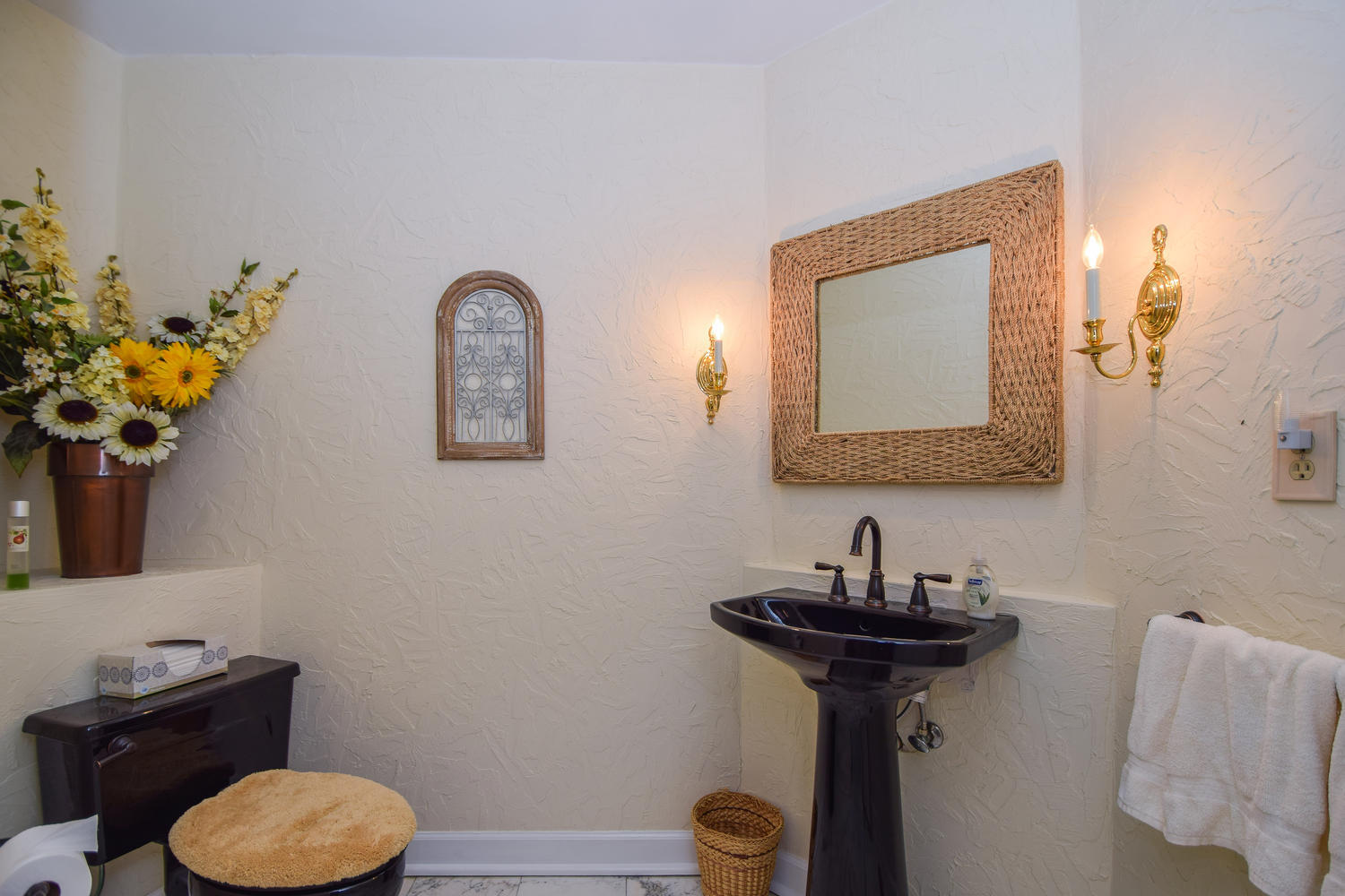 6694 Raintree Road Roanoke, VA 24018 - Photo 28 of 46 6694 Raintree Rd Roanoke VA-large-026-36