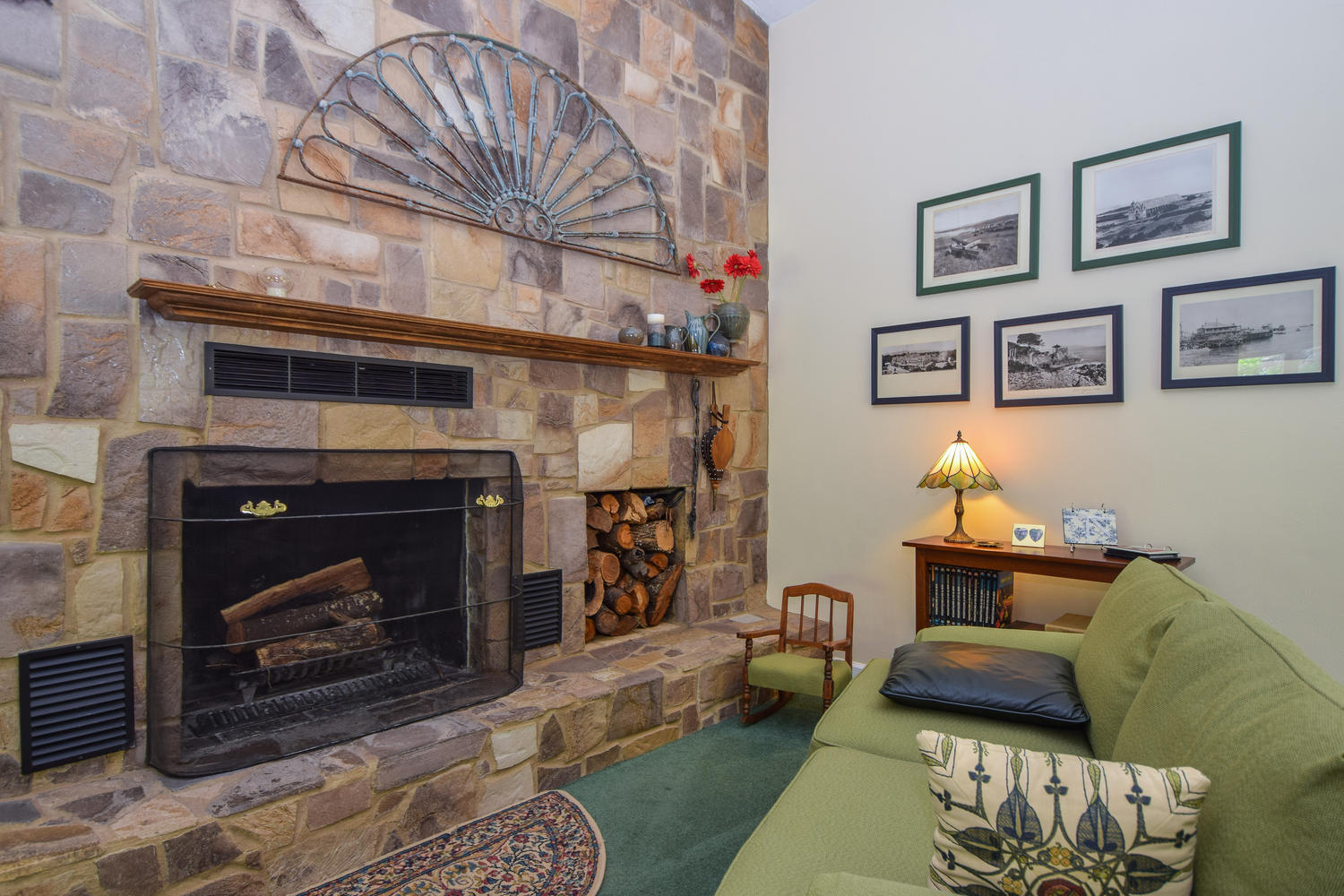 6694 Raintree Road Roanoke, VA 24018 - Photo 9 of 46 6694 Raintree Rd Roanoke VA-large-007-9-