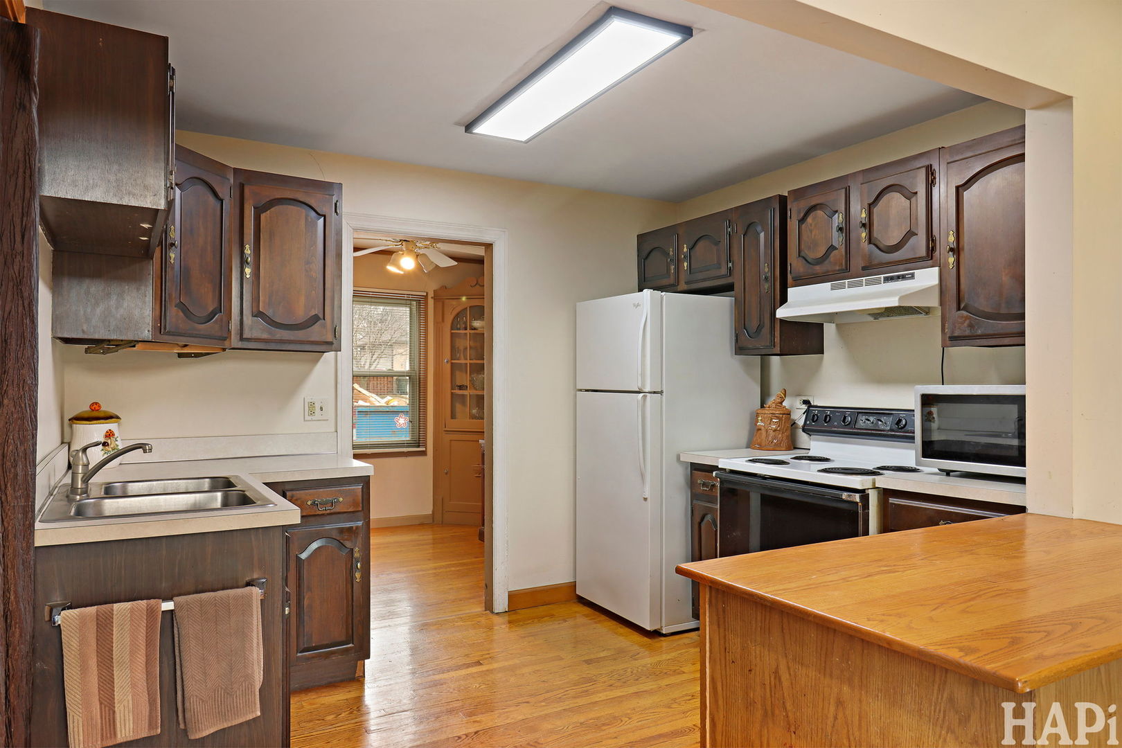 911 Elmdale Road Glenview, IL 60025 - Photo 7 of 31