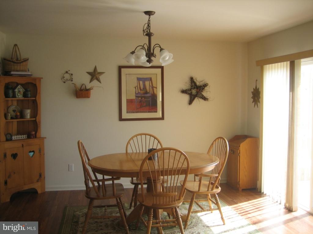 572 Fox Ridge Lane Lebanon, PA 17042 - Photo 2 of 14 Gallery Image 2