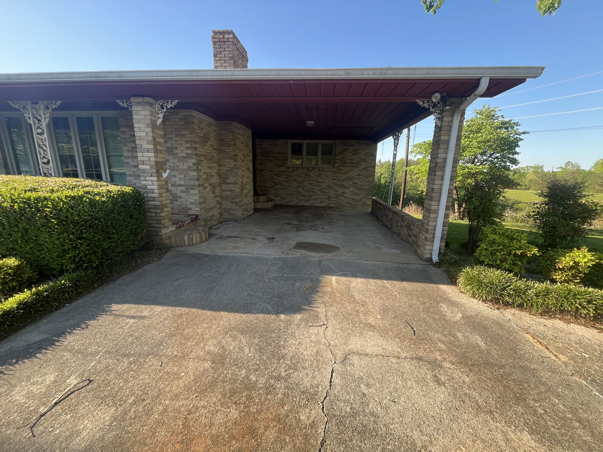 1619 Railroad Bed Road Collinwood, TN 38450 - Photo 54 of 54 a view of a back yard of the house