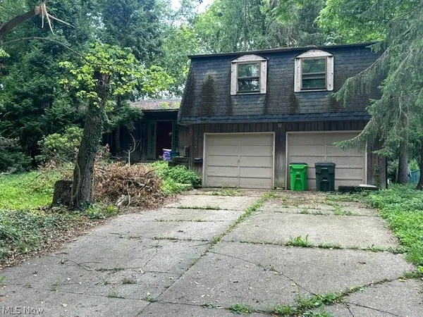2935 Vincent Road, Silver Lake, OH 44224