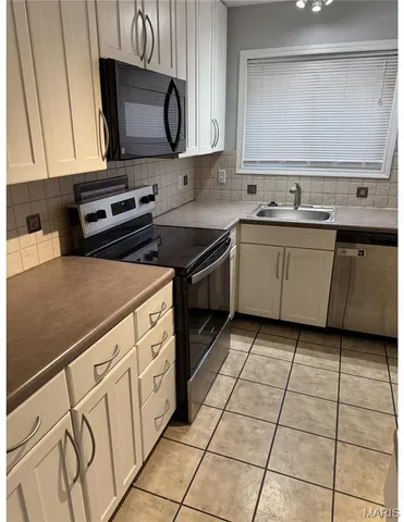 $159,900 | 1020 Belmont Terrace, Florissant, MO 63033