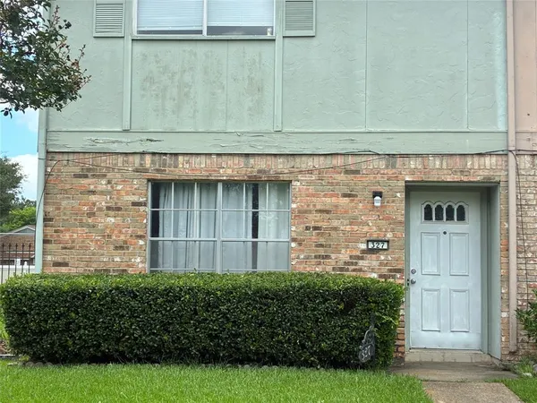 $1,000 | 327 John Wesley Boulevard, Bossier City, LA 71112