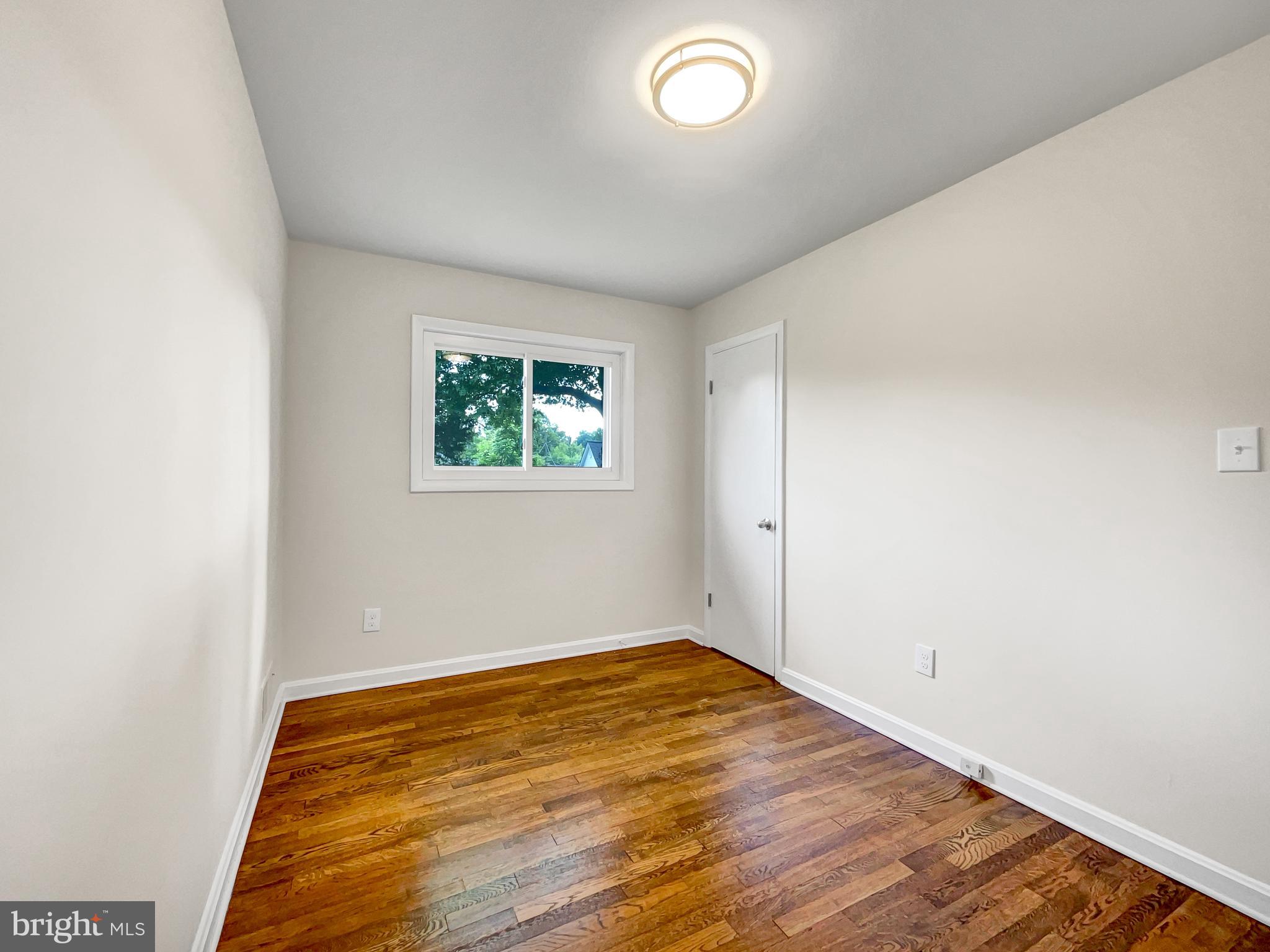 7112 Evanston Road Springfield, VA 22150 - Photo 14 of 23