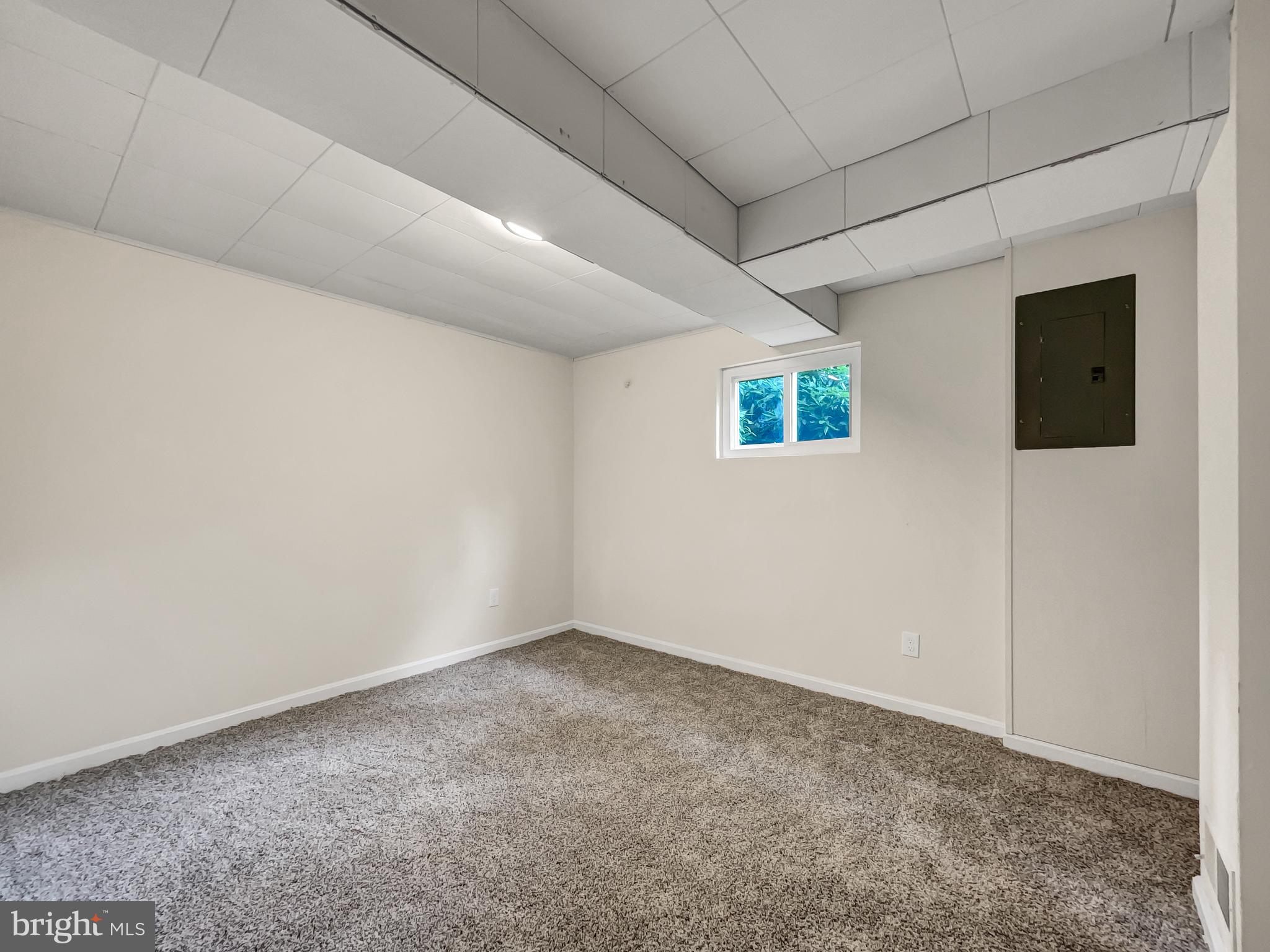 7112 Evanston Road Springfield, VA 22150 - Photo 18 of 23