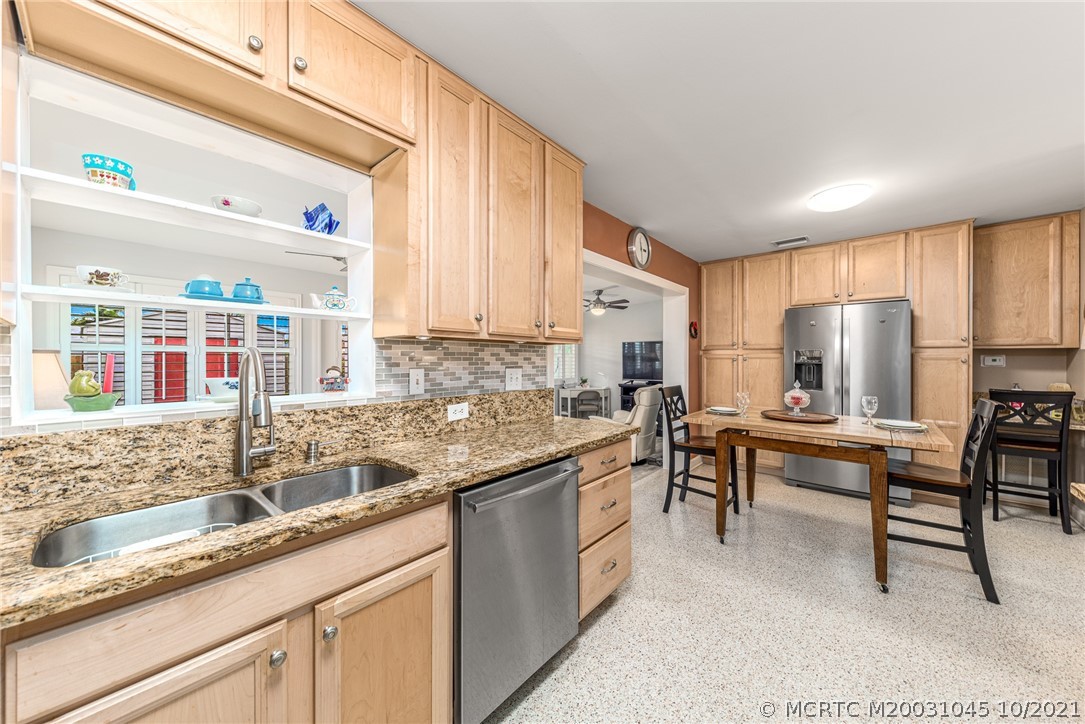 2360 Southeast Madison Street Stuart, FL 34997 - Photo 10 of 24 Gallery Image 10