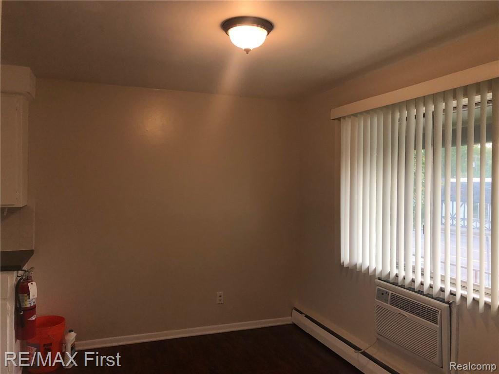 3340-15 Greenfield Road Royal Oak, MI 48073 - Photo 2 of 10