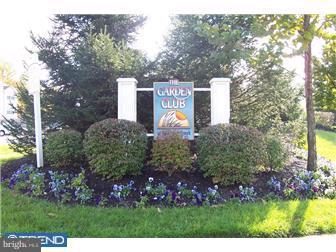 339 Nicholas Drive Delran, NJ 08075 - Photo 2 of 12