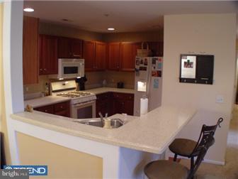 339 Nicholas Drive Delran, NJ 08075 - Photo 4 of 12 Kitchen
