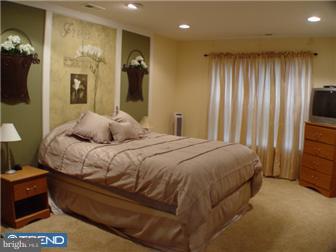 339 Nicholas Drive Delran, NJ 08075 - Photo 8 of 12 Bedroom - Main