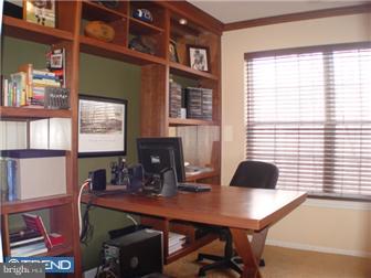 339 Nicholas Drive Delran, NJ 08075 - Photo 9 of 12 Office / Study
