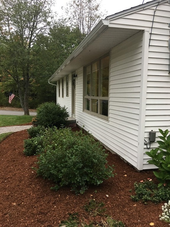 2 Walnut Street Templeton, MA 01436 - Photo 6 of 29 Gallery Image 6