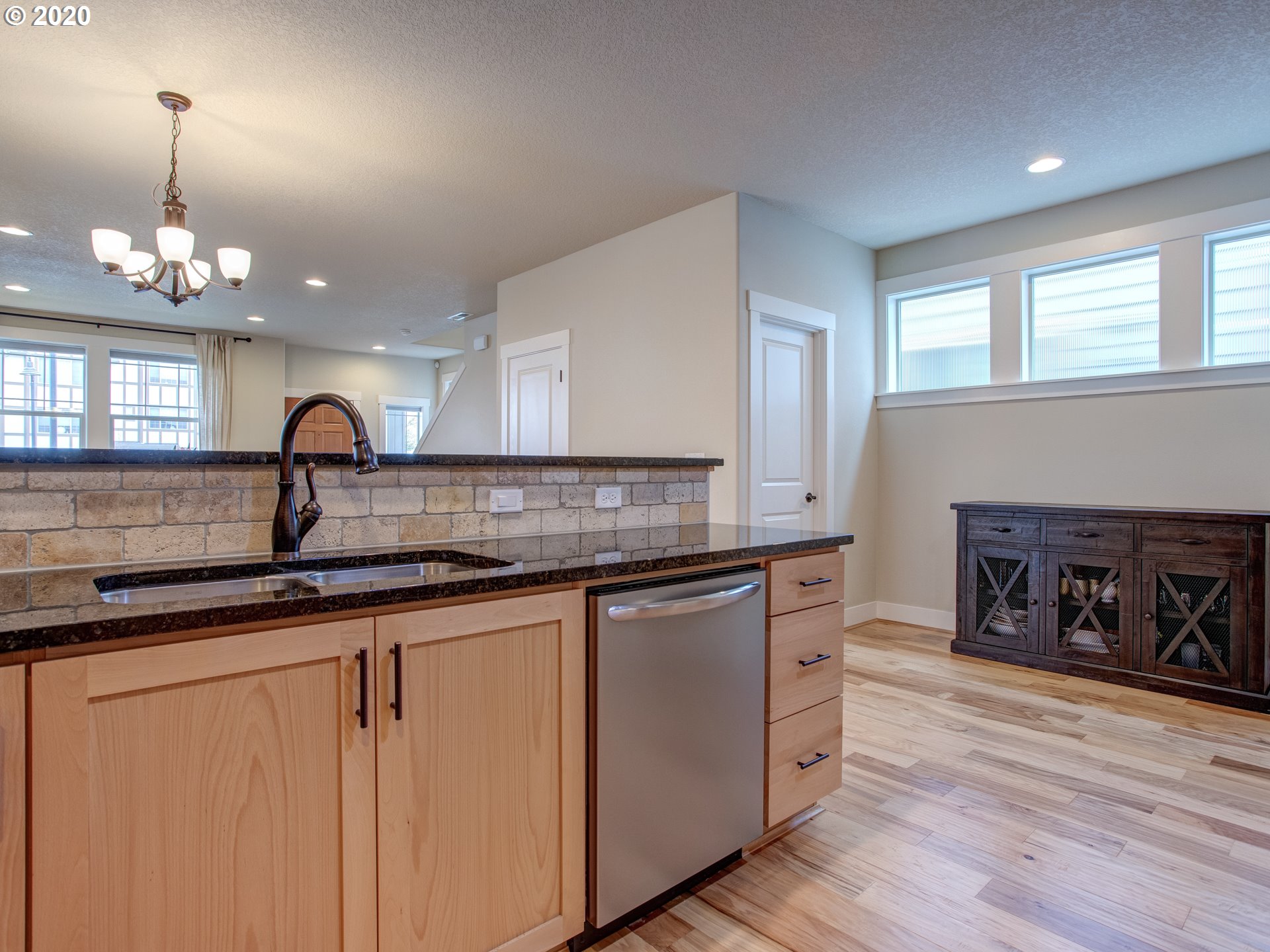 14966 Northwest Shackelford Road Portland, OR 97229 - Photo 11 of 32 Gallery Image 11
