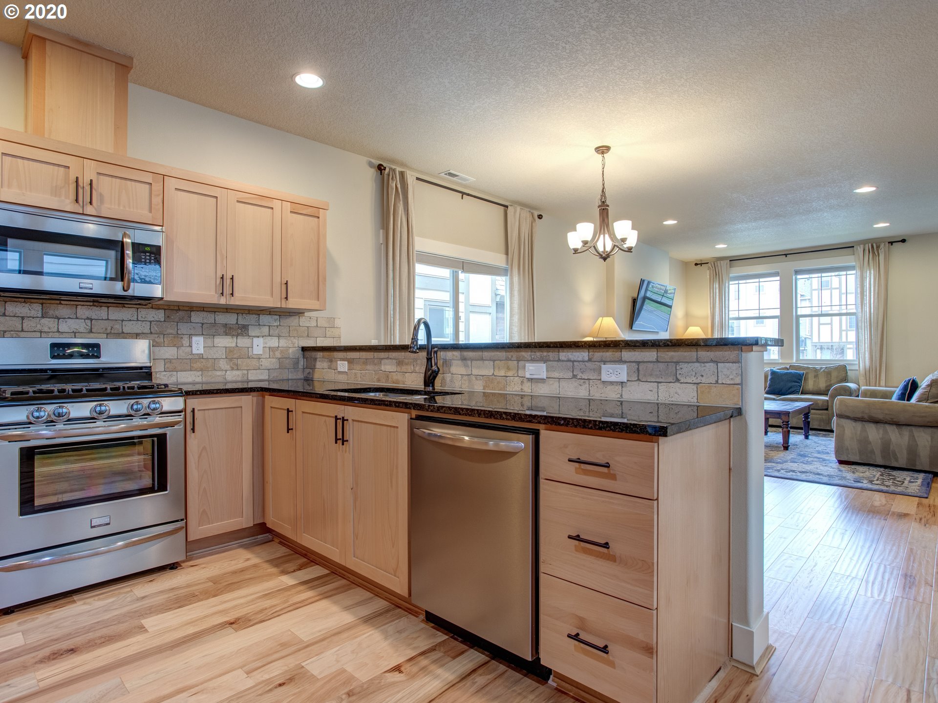 14966 Northwest Shackelford Road Portland, OR 97229 - Photo 10 of 32 Gallery Image 10