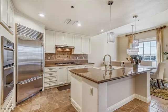 $598,800 | 15 Via Mantova, Unit 305, Henderson, NV 89011