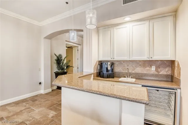 $598,800 | 15 Via Mantova, Unit 305, Henderson, NV 89011