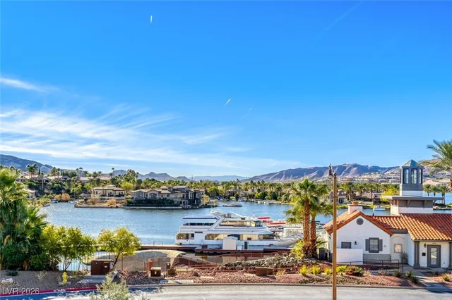 $598,800 | 15 Via Mantova, Unit 305, Henderson, NV 89011