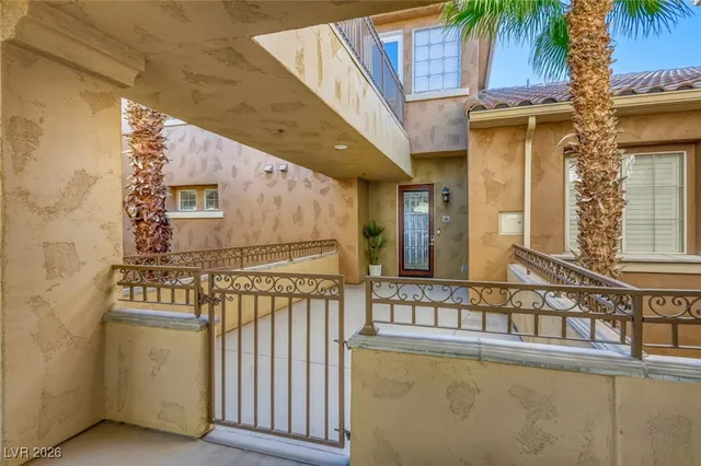 $598,800 | 15 Via Mantova, Unit 305, Henderson, NV 89011