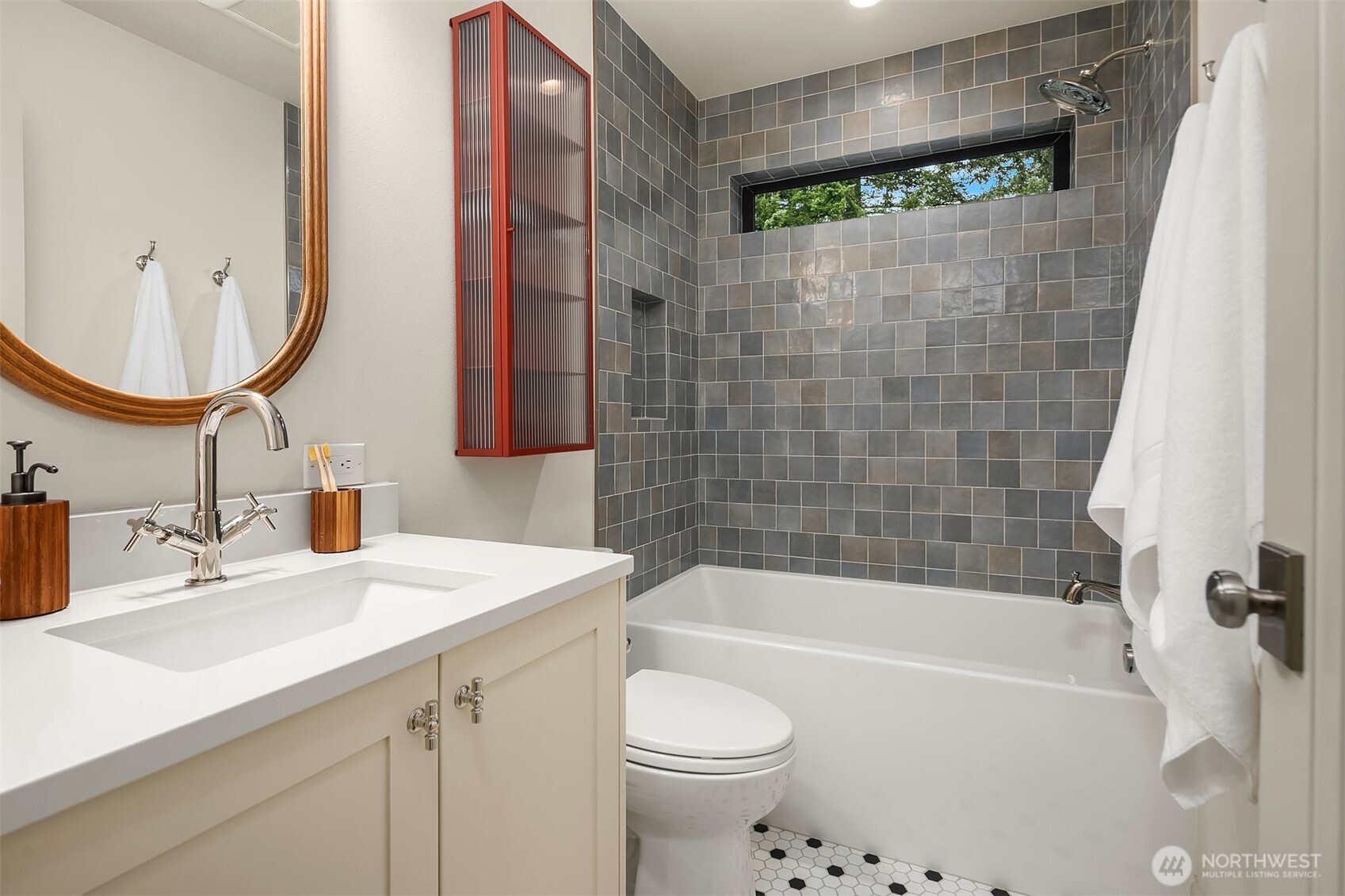 20701 82nd Avenue West, Unit A Edmonds, WA 98026 - Photo 21 of 24