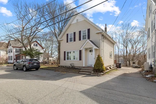 $650,000 | 53 Oakland Street, Dedham, MA 02026