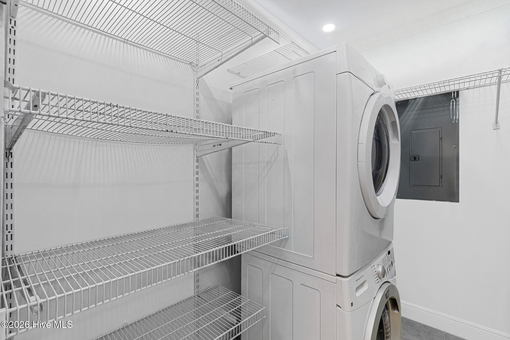 1010 Salter Path Road, Unit 6 MARINER'S POINT Indian Beach, NC 28512 - Photo 23 of 39 Laundry