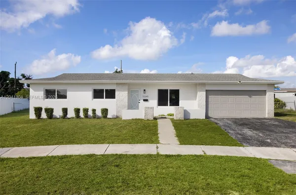 $3,500 | 10340 Southwest 157th Street, Miami, FL 33157