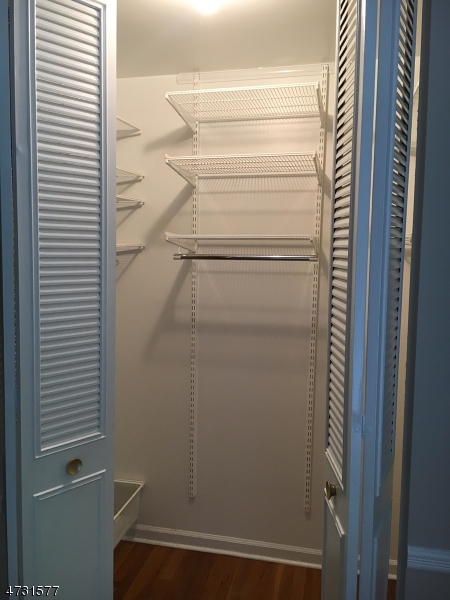 27 Corsa Terrace, Unit 7B Ridgewood, NJ 07450 - Photo 2 of 13