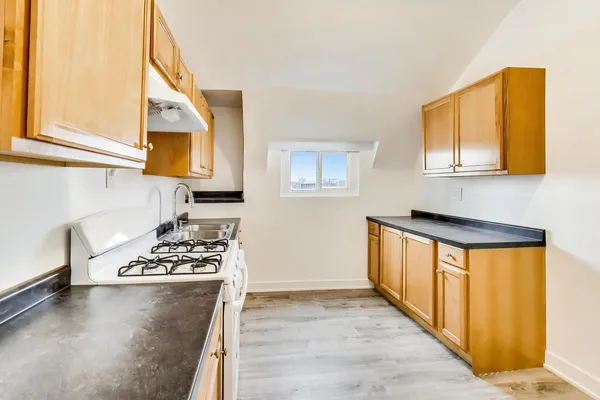 $1,900 | 1812 South Millard Avenue, Unit 3, Chicago, IL 60623